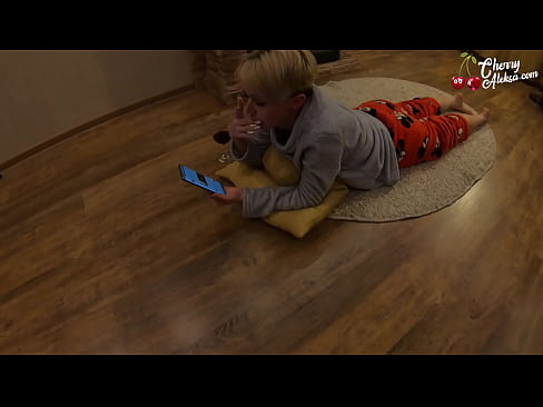 ❤️ Hullu blondi imee valtavaa mulkkua imee ja pomppii sen päällä - anaaliseksiä ❤ Seksivideo at us fi.porngifer.ru