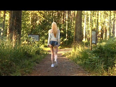 ❤️ Kaunis nainen liikkuu hitaasti, ei alaston video ❤ Seksivideo at us fi.porngifer.ru
